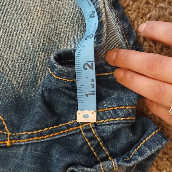 Zana Di Women's Jweled Denim Shorts - Picture 12 of 13